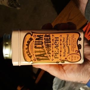 Vintage Village Peach Talcum Powder 6oz